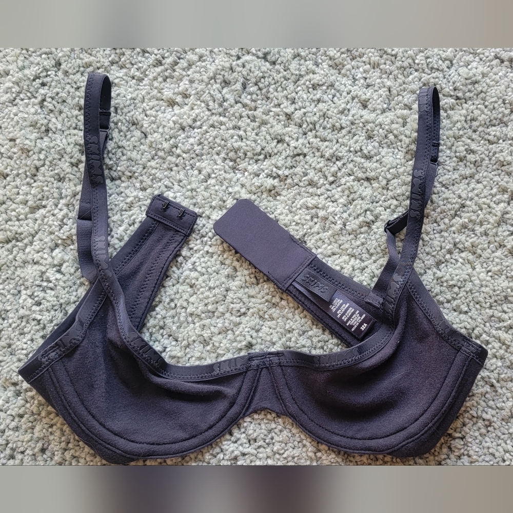 Skims Cotton Logo Underwire Demi Bra - Soot (black) 32A